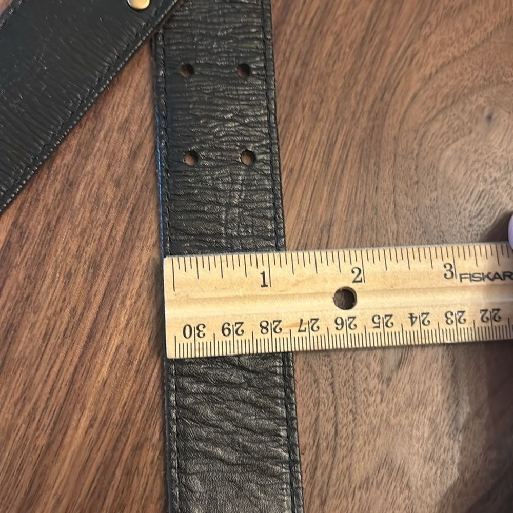 Vintage Gap Leather Belt with Grommets - Picture 5 of 8